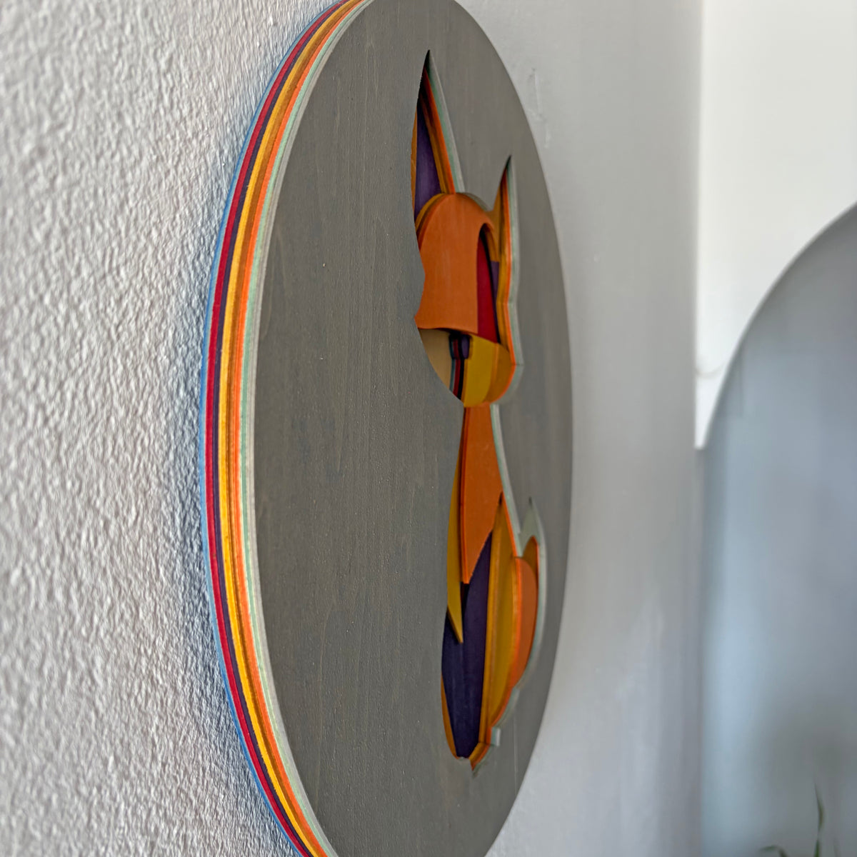 Figurines wall sculptures