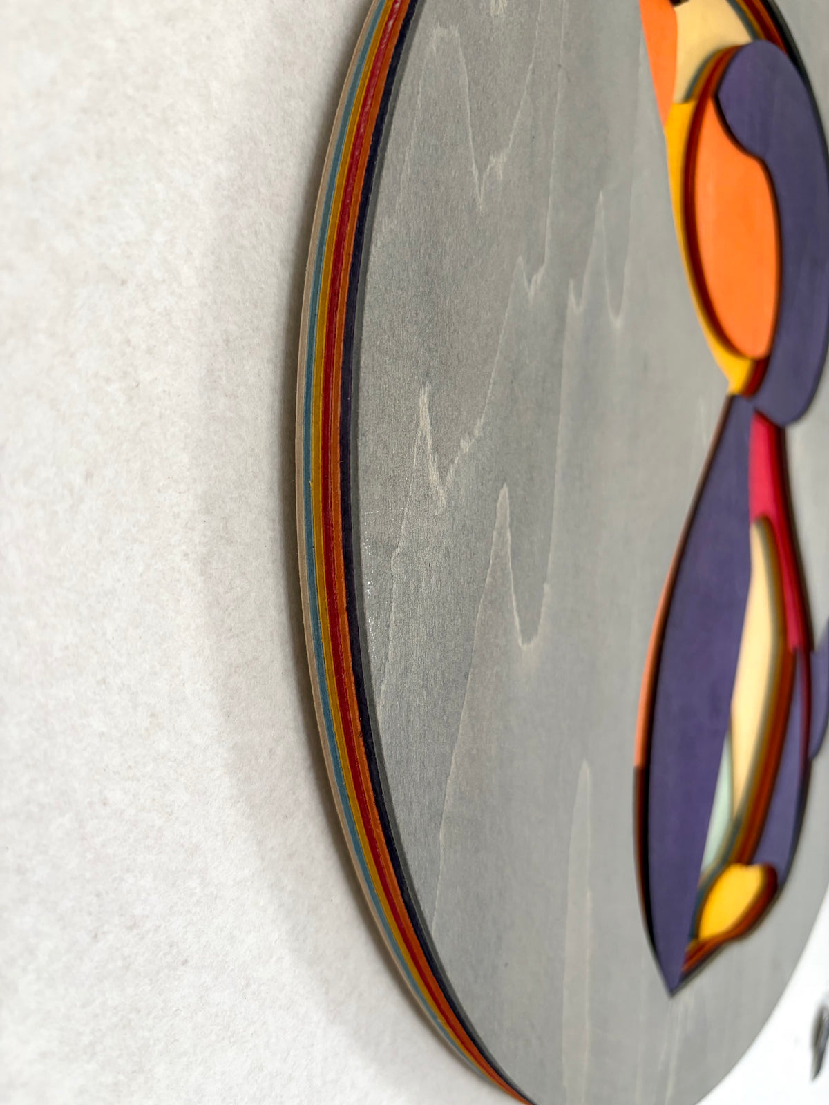 Figurines wall sculptures